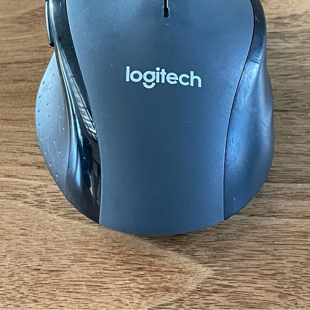 EUC Logitech wireless mouse